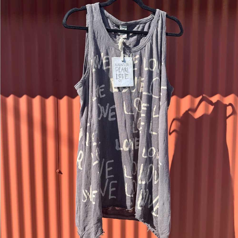 Magnolia Pearl Love Amor Paz Tank NWT
